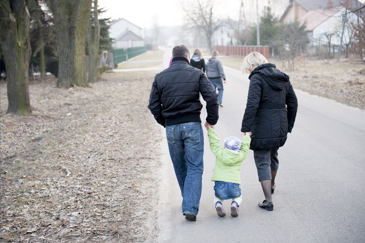 Rodzina na spacerze - Prawo Rodzinne